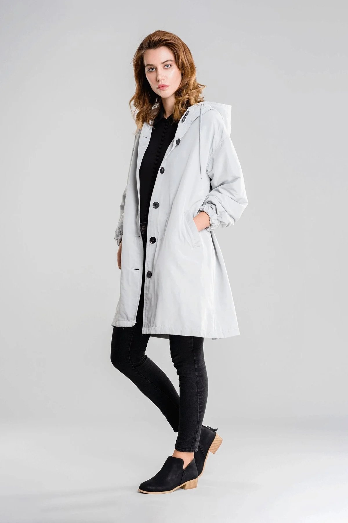 Oversized water-repellent windbreaker rain jacket with hood